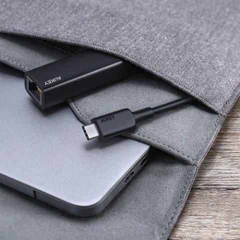 CB-A30 aluminiowa karta sieciowa USB-C Gigabit 10/100/1000 Mbps RJ45 | 1 Gb/s | USB 3.0 Typ C | diody LED CB-A30 aluminiowa karta sieciowa USB-C Gigabit 10/100/1000 Mbps RJ45 | 1 Gb/s | USB 3.0 Typ C | diody LED