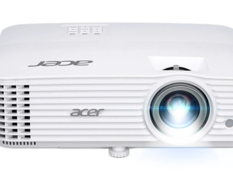 Projektor P1557Ki DLP FHD/4500AL/10000:1/2.9kg Projektor P1557Ki DLP FHD/4500AL/10000:1/2.9kg