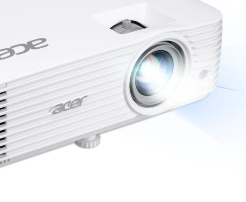Projektor P1557Ki DLP FHD/4500AL/10000:1/2.9kg Projektor P1557Ki DLP FHD/4500AL/10000:1/2.9kg