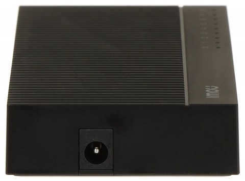 Switch niezarządzalny SG108C