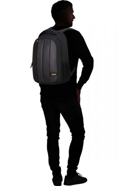 Plecak na laptopa 15.6 cali Streethero czarno-limonkowy Plecak na laptopa 15.6 cali Streethero czarno-limonkowy