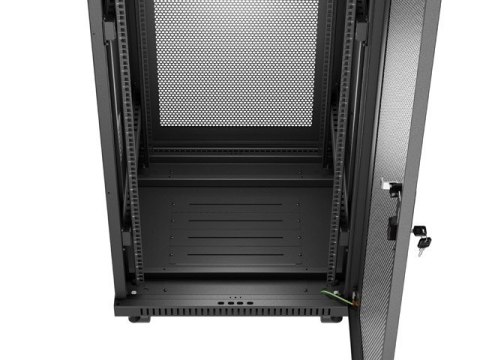 Szafa instalacyjna rack stojąca 19 cali 32U 600x600 drzwi perforowane LCD czarna (Flat pack) Szafa instalacyjna rack stojąca 19 cali 32U 600x600 drzwi perforowane LCD czarna (Flat pack)