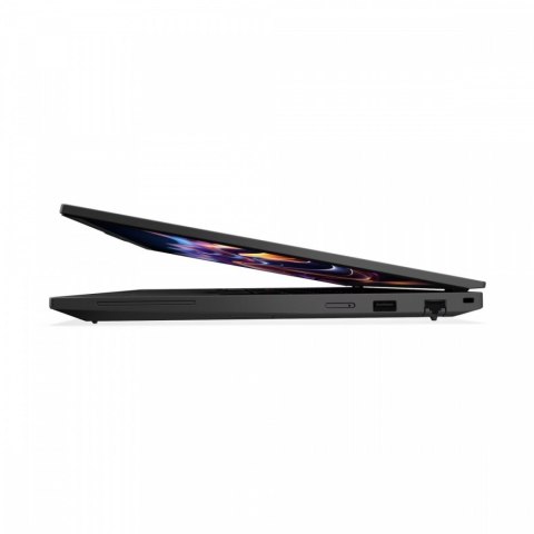 Mobilna stacja robocza ThinkPad P16s G4 21RX0010PB W11Pro AI 9 HXPro 370/64GB/1TB/AMD Radeon/16.0 WUXGA/Black/3YRS Premier Suppo