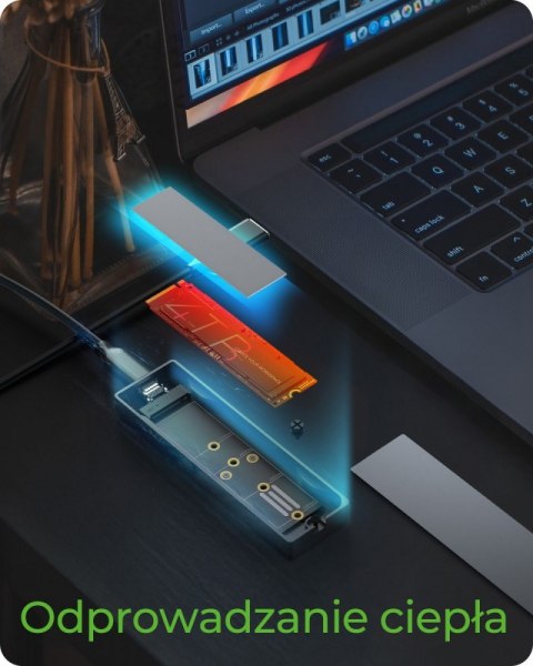 Obudowa dysku IB-1826MCL-CU31 M.2 NVMe i SATA obudowa, RGB lighting, USB 3.2 Gen 2, 10 Gbps